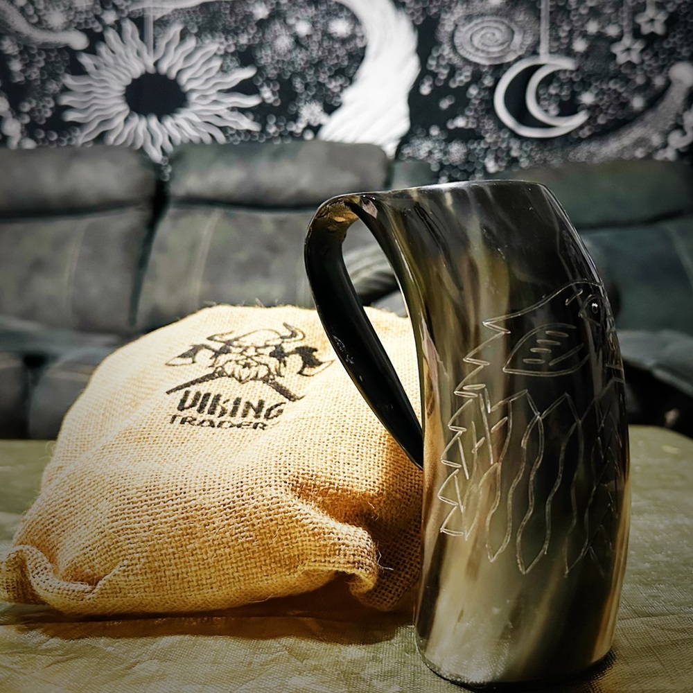 Viking Drinking Horn Mug with engraving - Picture 3 of 15